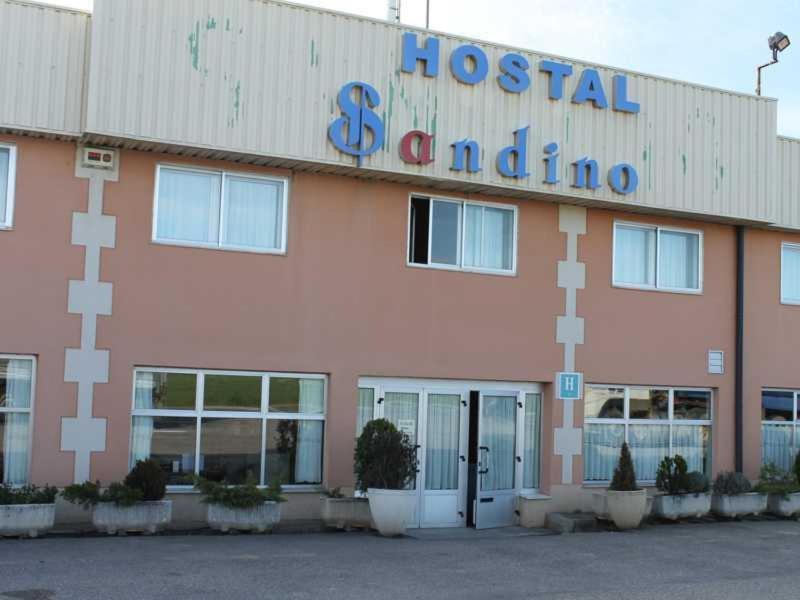 Villodrigo Hostal Sandino المظهر الخارجي الصورة